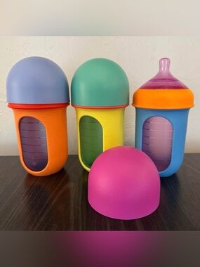Boon Nursh Silicone Baby Bottles with collapsible silicone pouch 8 fl oz | NWOT